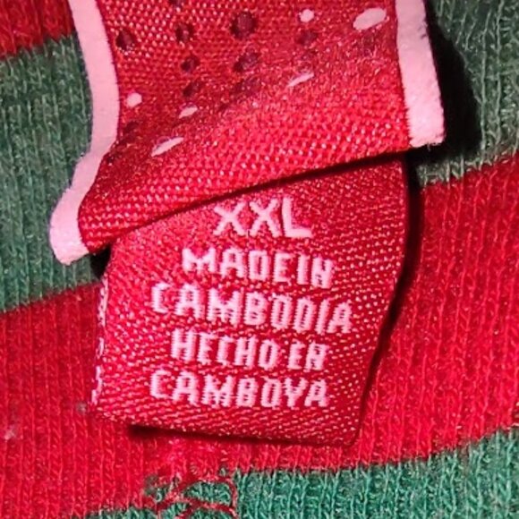 CRAZY EIGHT ELF PAJAMAS  RED AND GREEN ONE PIECE, SNAP FRONT ADULT SIZE XXL - Picture 8 of 11